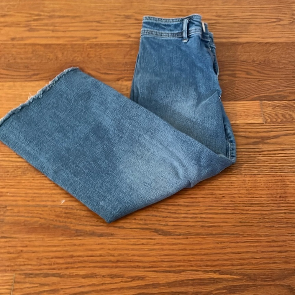 Zara Girl’s Blue Bell Bottomed Jeans Size 9